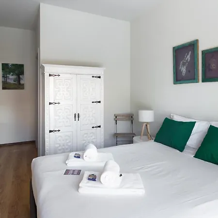 By Pcale Apartamento