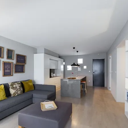 By Pcale Apartment Porto