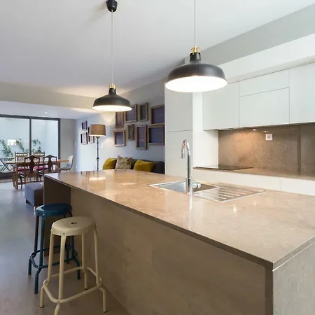 By Pcale Apartment *